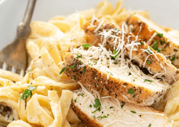 How to Make Chicken Alfredo